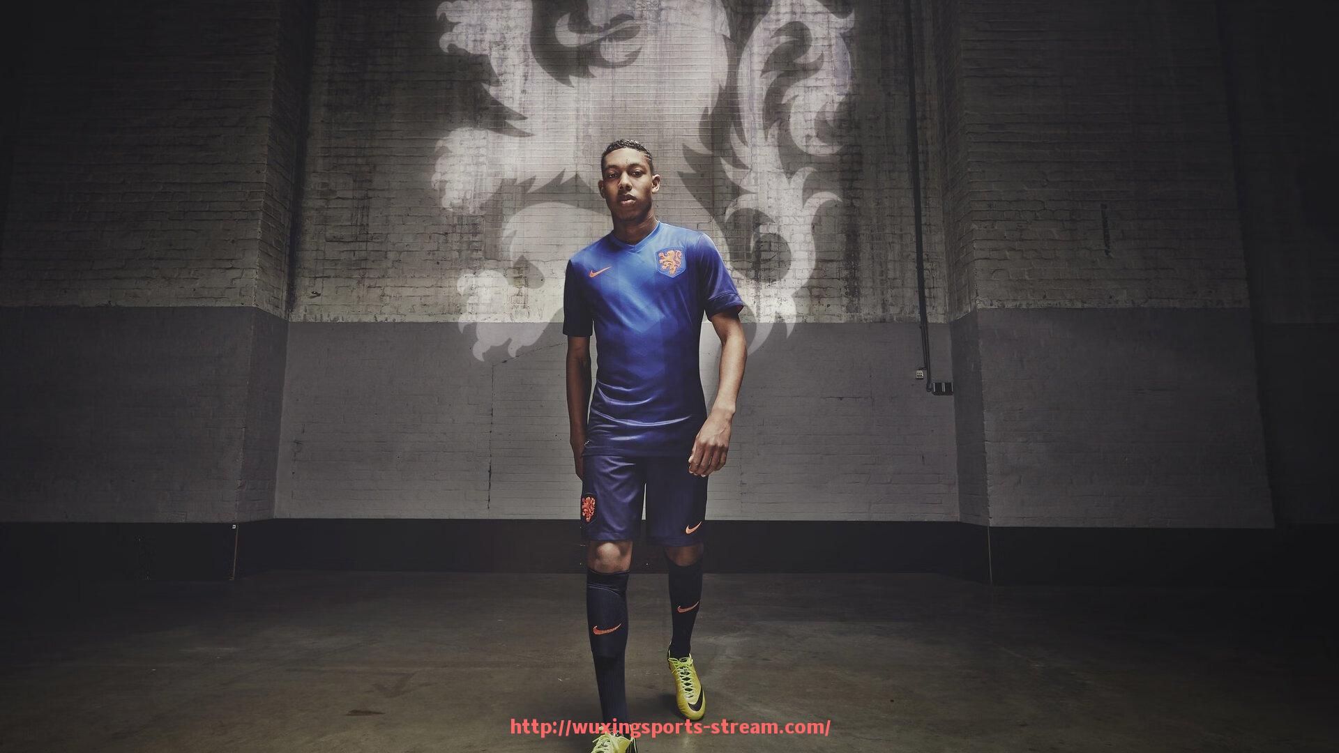 五星体育直播-山西CBA球员照片集锦及赛场精彩瞬间